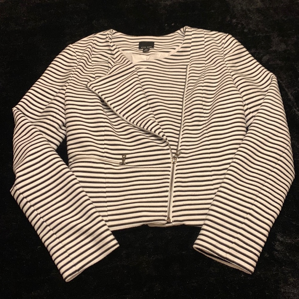 Black & White Blazer | Fitted Jacket | Small